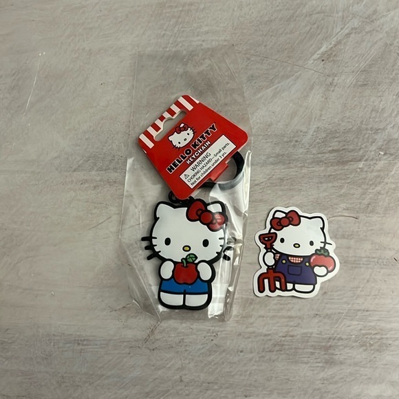 Hello Kitty Bag Charm Key Chain - Picture 1 of 2